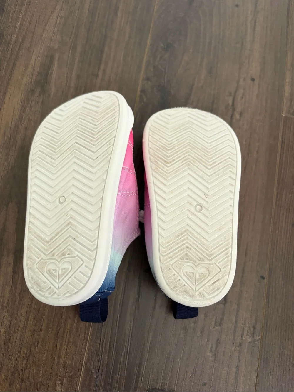 Roxy baby shoes